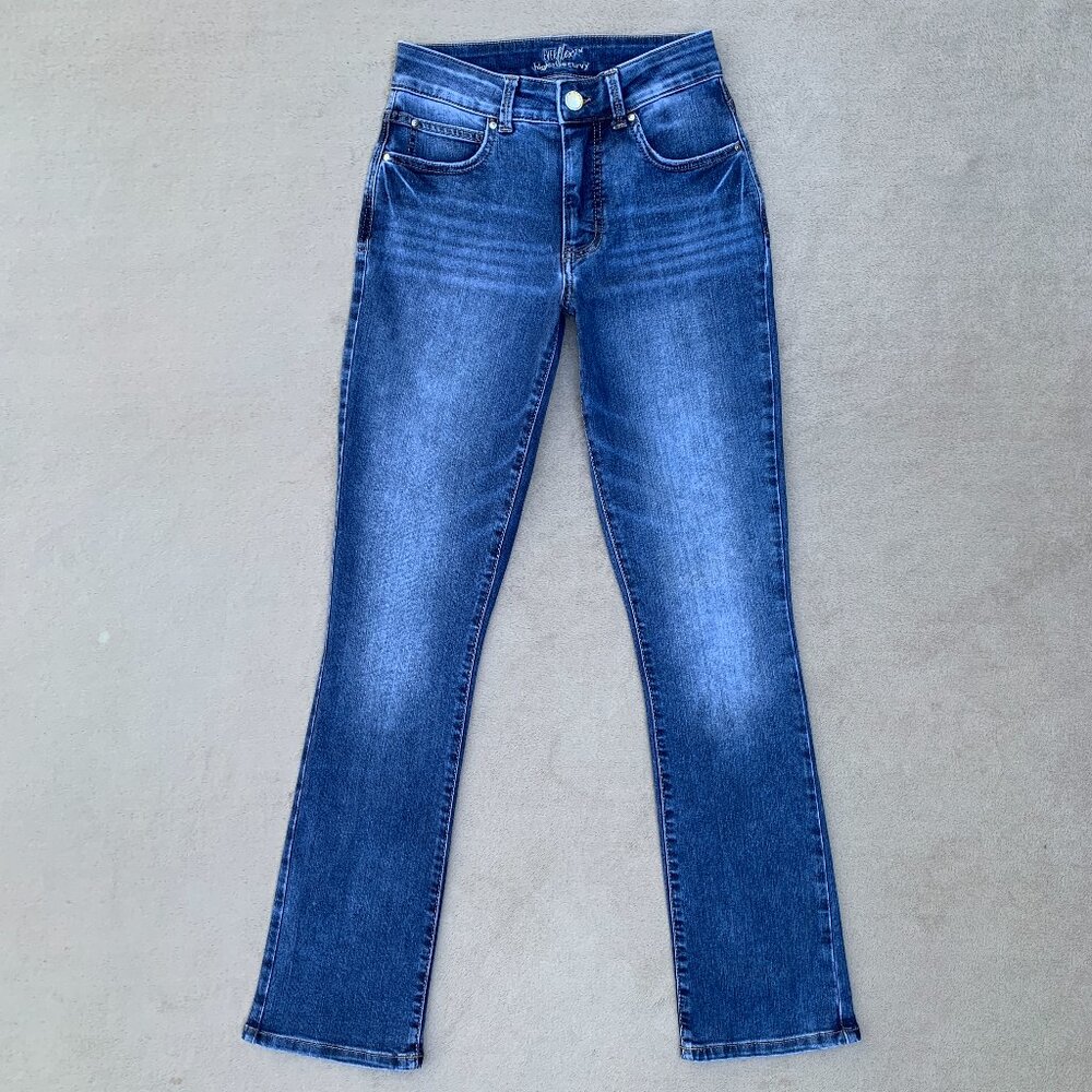 Maurices Everflex High Rise Curvy Straight Leg Jeans Sz 2R